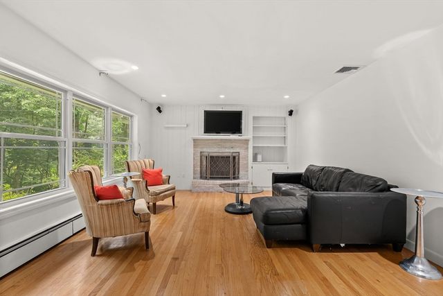 159 High Plain Rd, Andover, MA 01810
