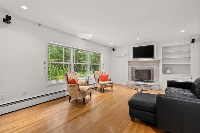 159 High Plain Rd, Andover, MA 01810