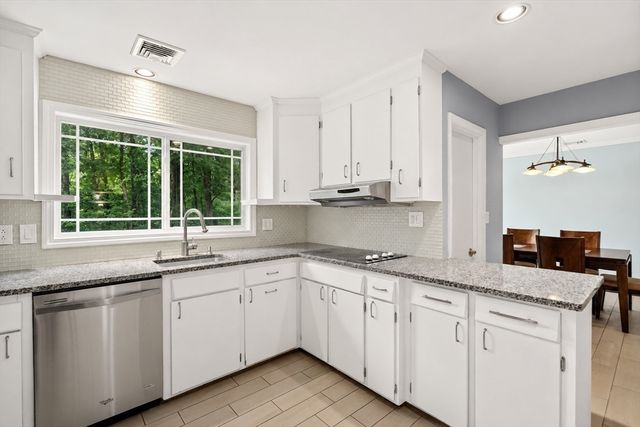 159 High Plain Rd, Andover, MA 01810