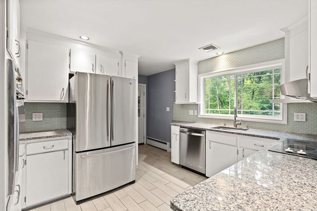 159 High Plain Rd, Andover, MA 01810