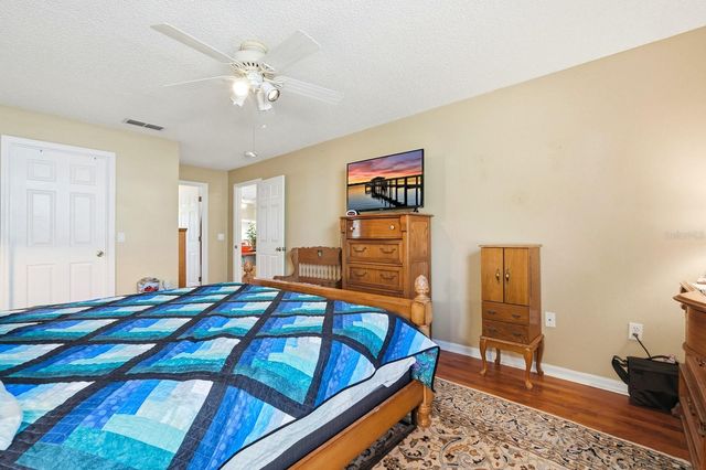 2450 WALKERTOWN AVENUE, Deltona, FL 32725