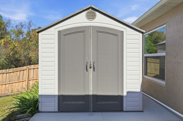 2450 WALKERTOWN AVENUE, Deltona, FL 32725