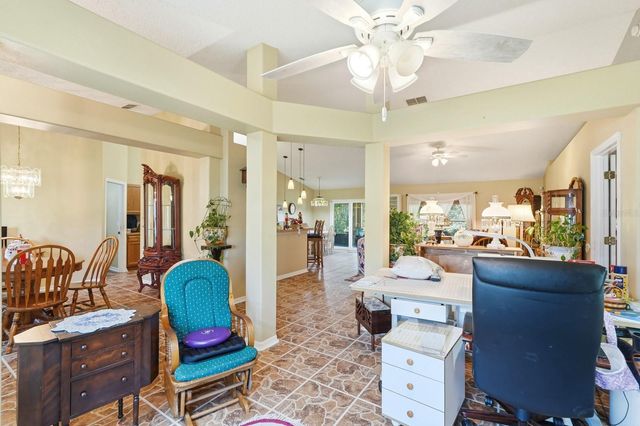 2450 WALKERTOWN AVENUE, Deltona, FL 32725