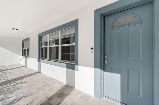 202 S SHORE CREST DRIVE, Tampa, FL 33609