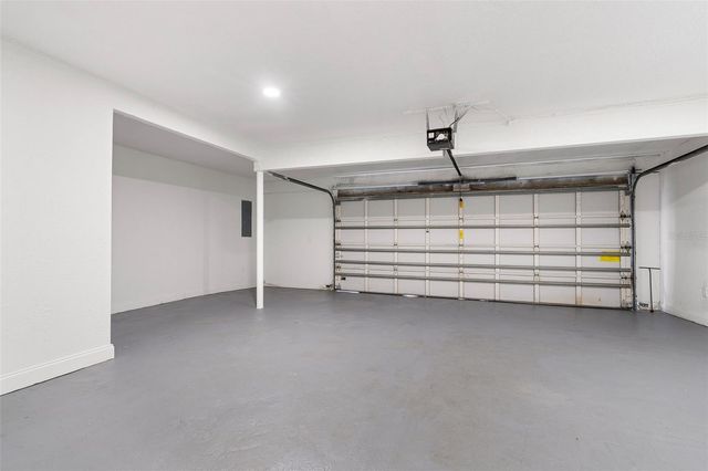 202 S SHORE CREST DRIVE, Tampa, FL 33609