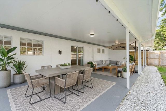 202 S SHORE CREST DRIVE, Tampa, FL 33609