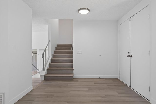7725 McMullen Way, Sacramento, CA 95828