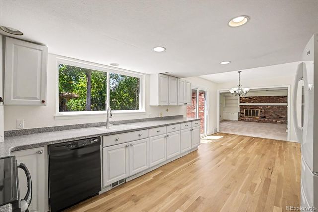5496 W Hinsdale Place, Littleton, CO 80128