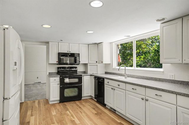 5496 W Hinsdale Place, Littleton, CO 80128