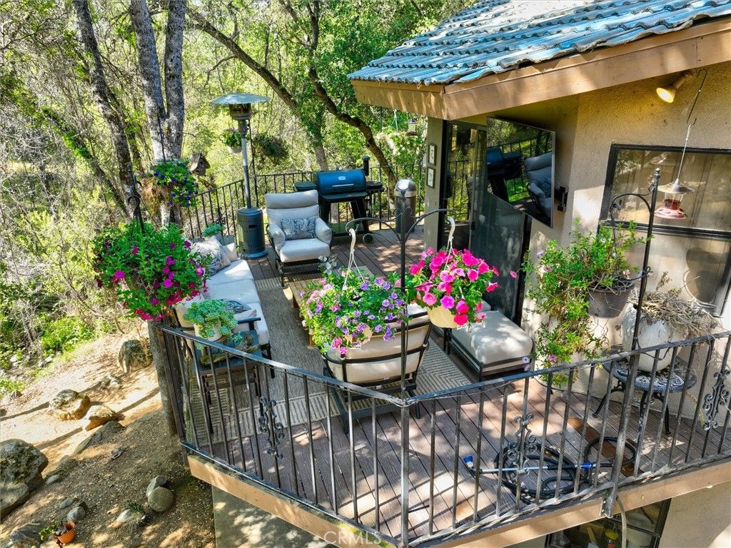 Image 11 of property listing at 5552 Bear Creek, Catheys Valley, CA 95306