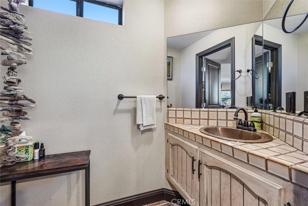 Image 21 of property listing at 5552 Bear Creek, Catheys Valley, CA 95306