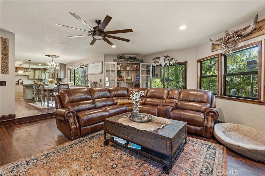 Image 7 of property listing at 5552 Bear Creek, Catheys Valley, CA 95306