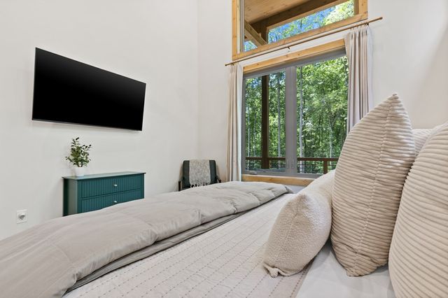 122 Cohutta Overlook Way, Blue Ridge, GA 30513