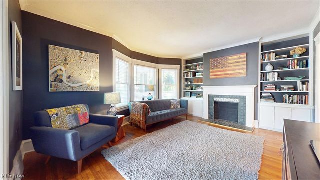 17437 Clifton Boulevard, Lakewood, OH 44107