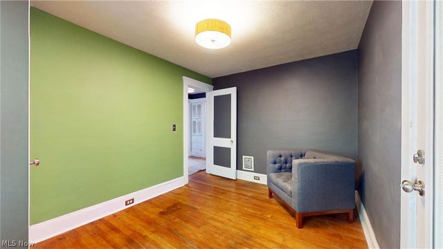 17437 Clifton Boulevard, Lakewood, OH 44107