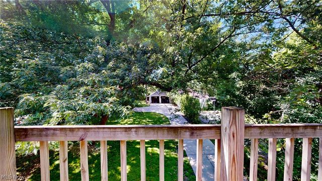 17437 Clifton Boulevard, Lakewood, OH 44107