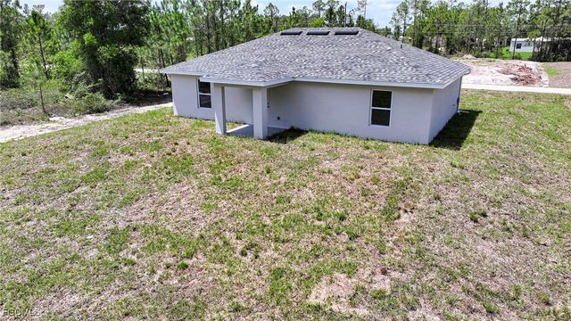 2003 Welby LN, Lehigh Acres, FL 33972