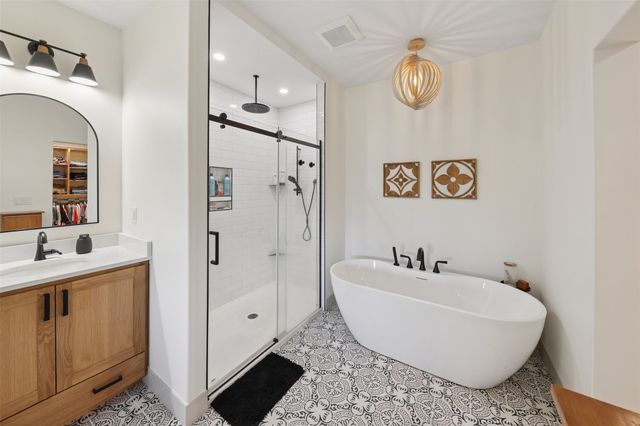 7141 Catalina Court, Pleasant Hill, IA 50327