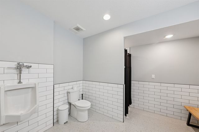 7141 Catalina Court, Pleasant Hill, IA 50327