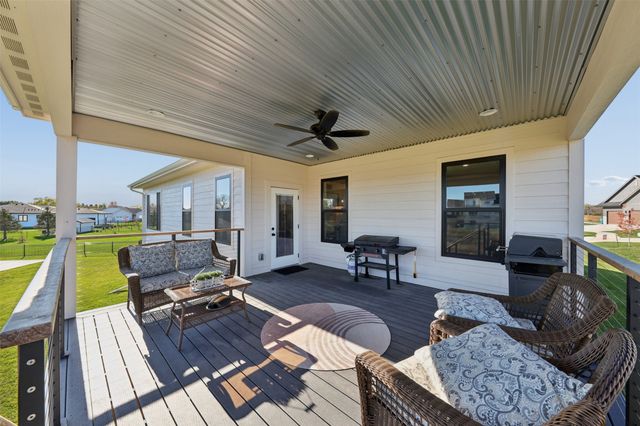 7141 Catalina Court, Pleasant Hill, IA 50327