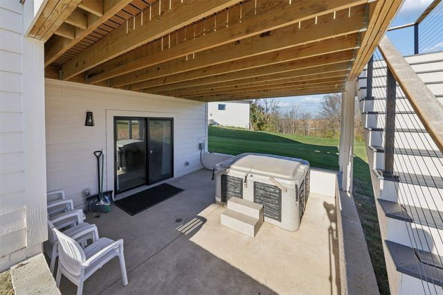 7141 Catalina Court, Pleasant Hill, IA 50327