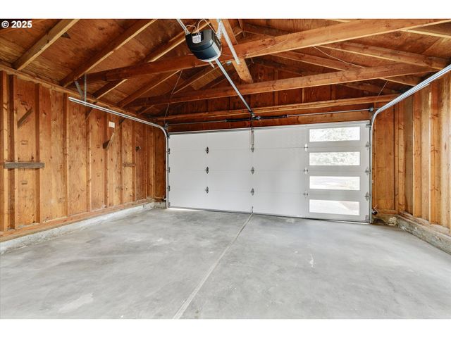 21800 Sw BLAINE St, Beaverton, OR 97003