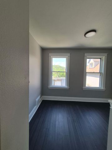 1907 Howell Street, Covington, KY 41014