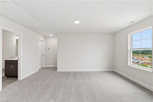 5334 Belmont Garden Drive, Walkertown, NC 27051