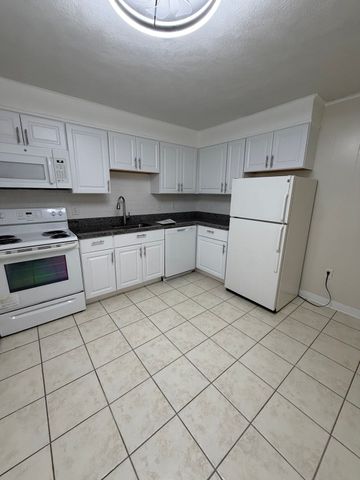 900 Lexington Street B1, Waltham, MA 02452