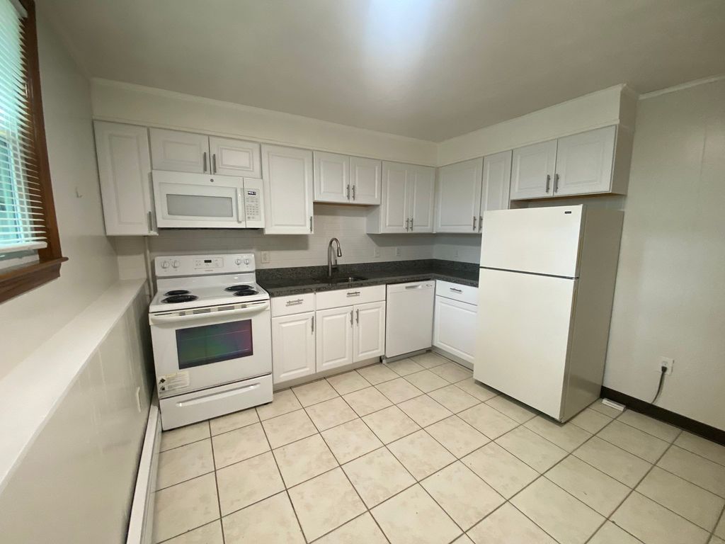 900 Lexington Street B1, Waltham, MA 02452