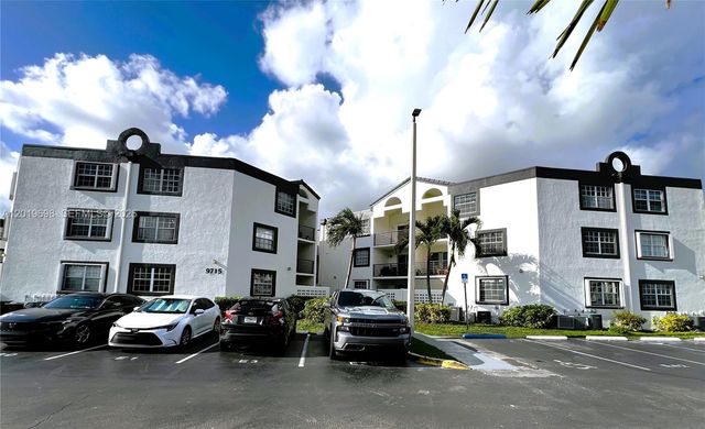 9715 Fontainebleau Blvd E209, Miami, FL 33172