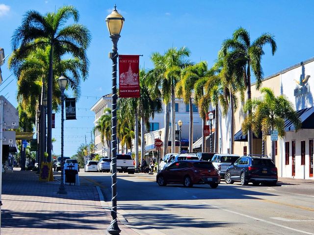 518 N 15th Street, Fort Pierce, FL 34950