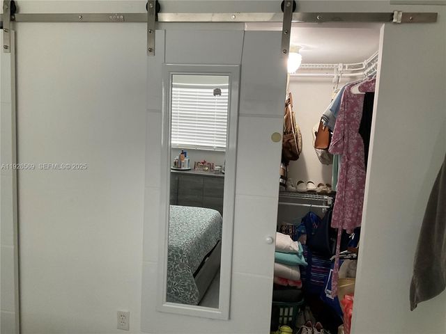 9010 Sunrise Lakes Blvd 304, Sunrise, FL 33322