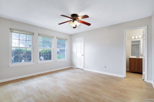 9262 Ridge Branch, San Antonio, TX 78250