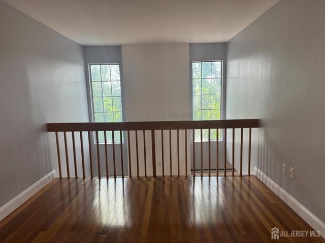 16 dawn Court, South Brunswick, NJ 08852