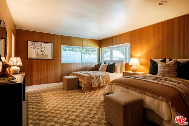 4975 Queen Florence Lane, Woodland Hills, CA 91364