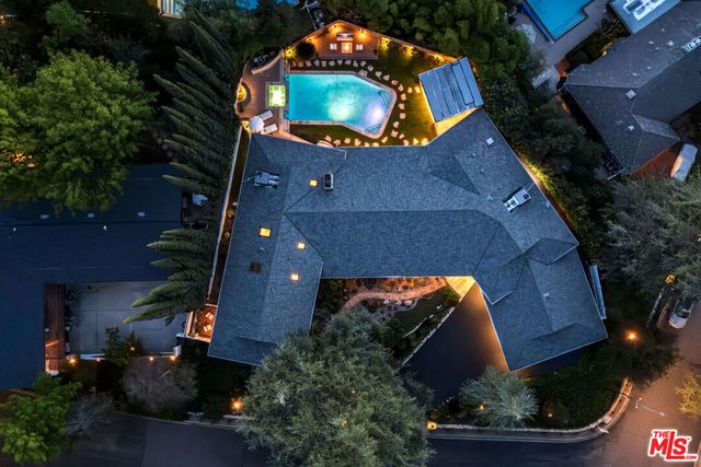 4975 Queen Florence Lane, Woodland Hills, CA 91364