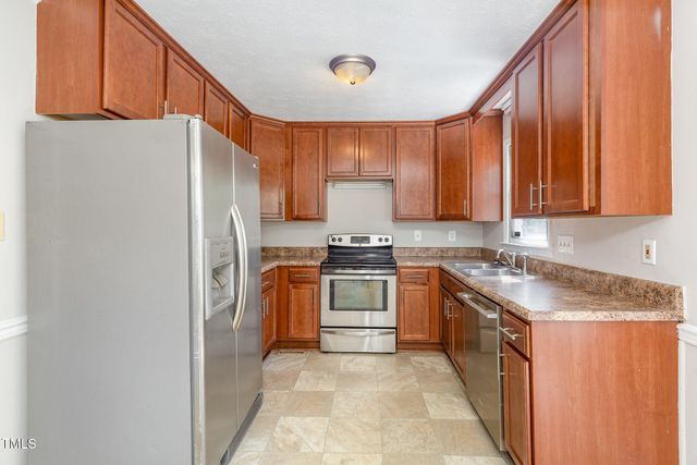 742 Glen Reilly Drive, Fayetteville, NC 28314