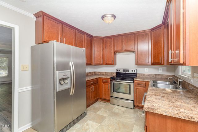 742 Glen Reilly Drive, Fayetteville, NC 28314