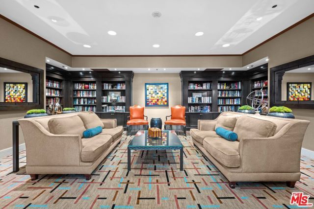 10724 Wilshire Boulevard 1001, Los Angeles, CA 90024