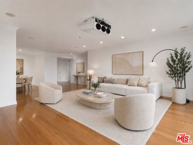 10724 Wilshire Boulevard 1001, Los Angeles, CA 90024