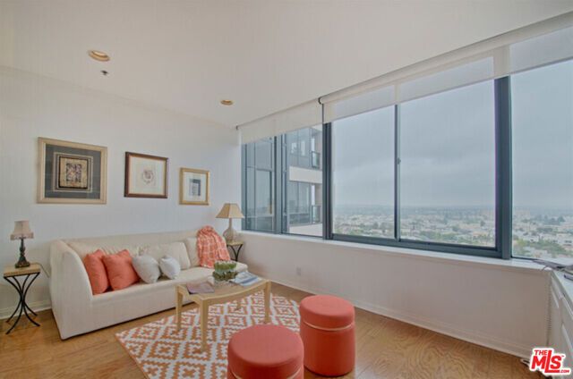 10724 Wilshire Boulevard 1001, Los Angeles, CA 90024