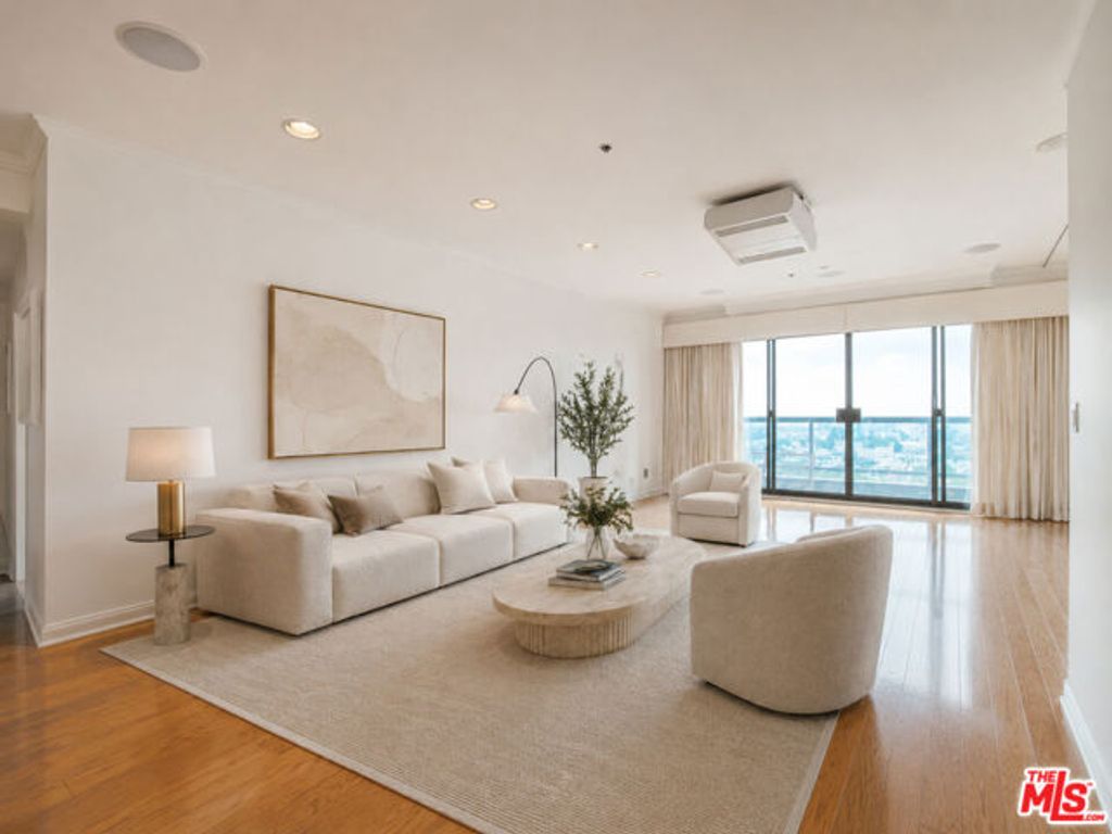 10724 Wilshire Boulevard 1001, Los Angeles, CA 90024
