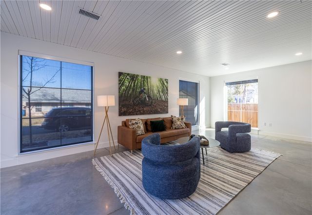 202 SE 6th Street Suite 101, Bentonville, AR 72712