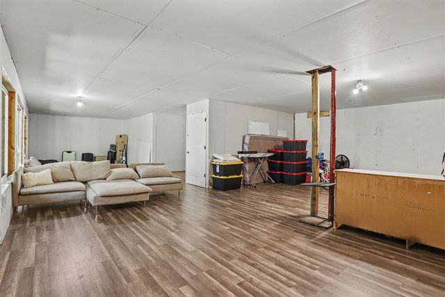 67526 Thunderbird Drive, Sturgis, MI 49091