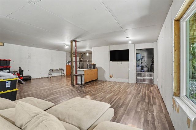 67526 Thunderbird Drive, Sturgis, MI 49091