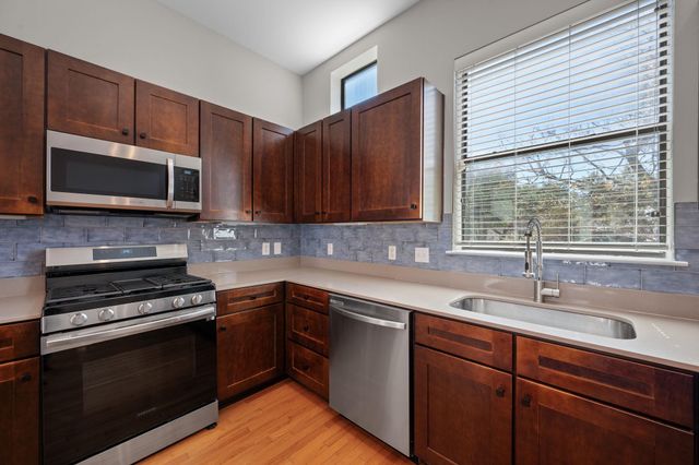 6000 S Congress Ave 302, Austin, TX 78745