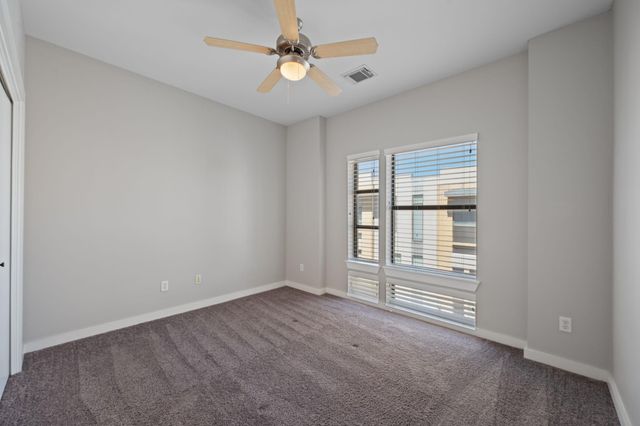 6000 S Congress Ave 302, Austin, TX 78745