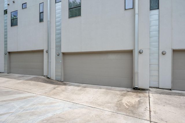 6000 S Congress Ave 302, Austin, TX 78745