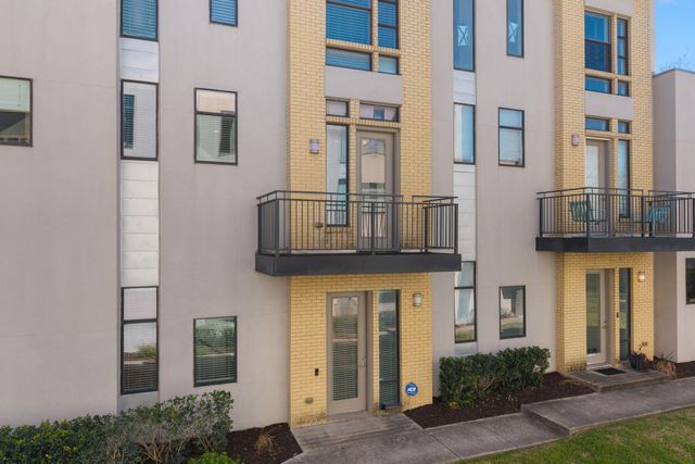 6000 S Congress Ave 302, Austin, TX 78745